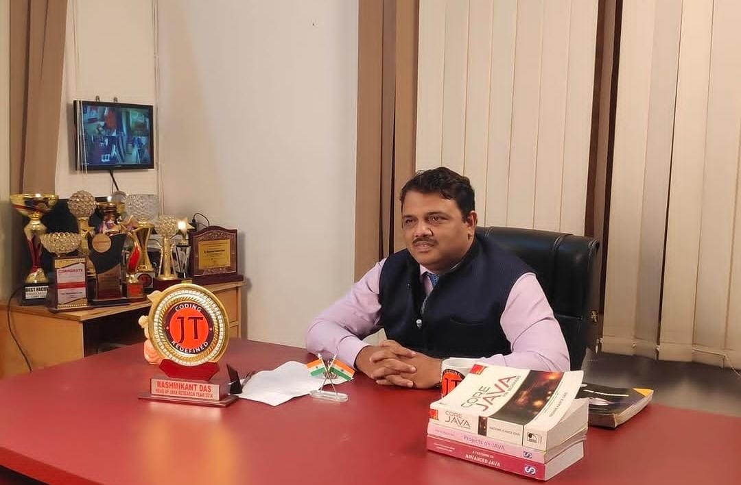 The man behind Java Technocrat – Mr Rashmikant Das
